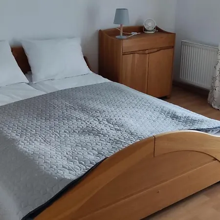 Lägenhet Na Skarpie